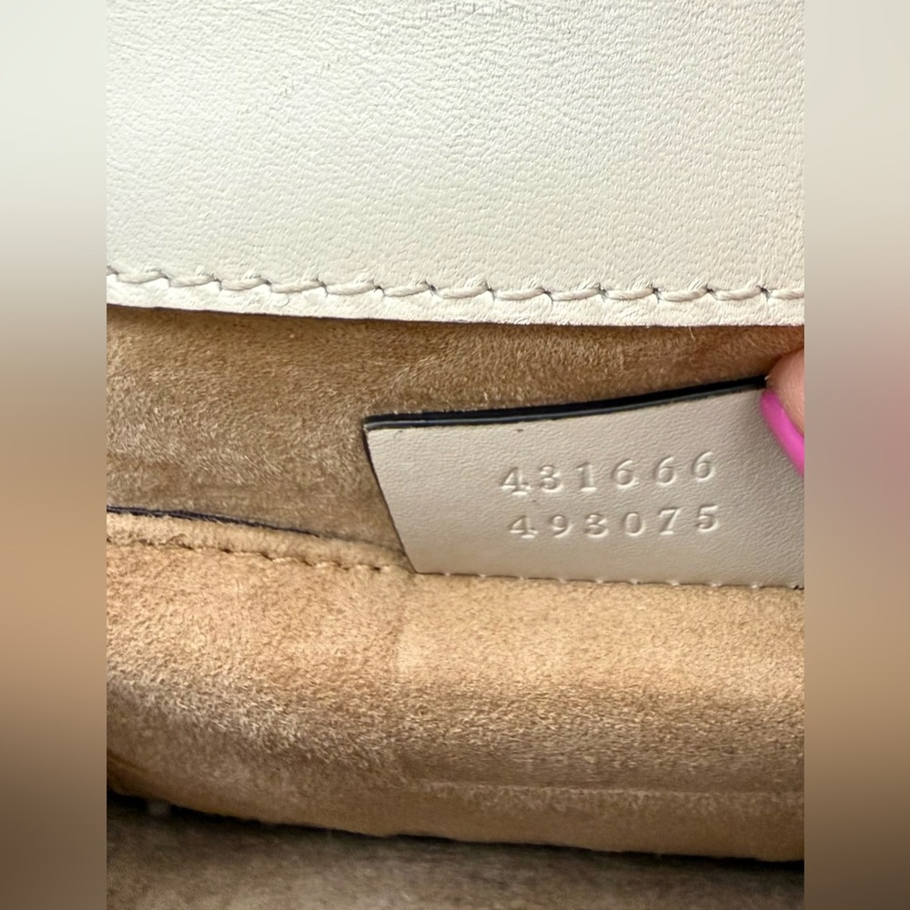 A condition! Gucci 2016-2025 Mini calfskin leather Sylvie satchel - Picture 7 of 11